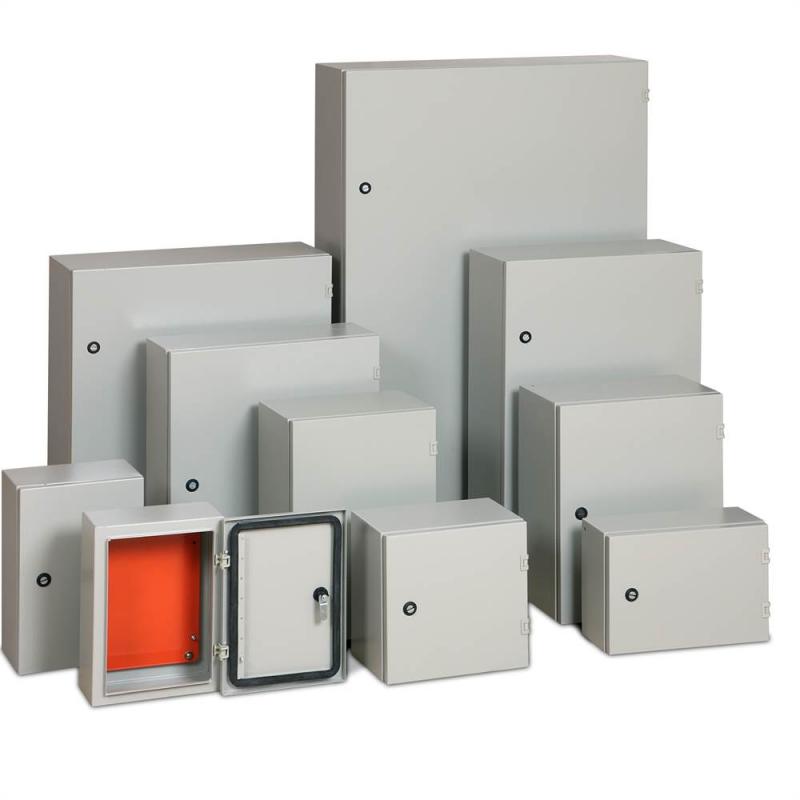 Quadro elétrico metálico